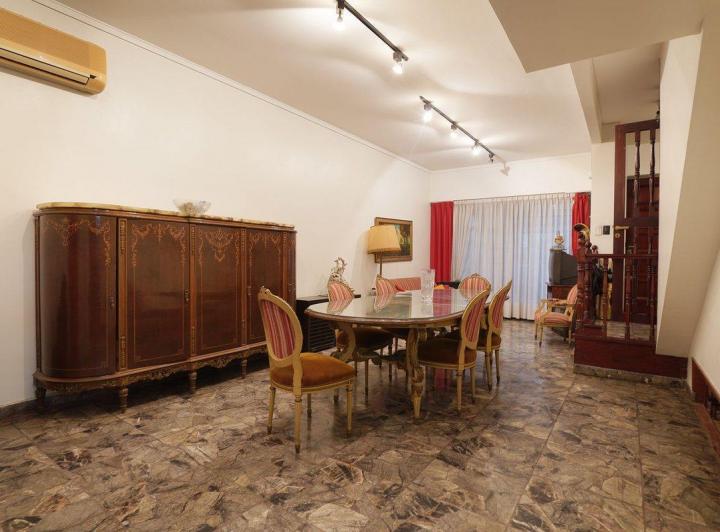 Venta Casa  5 Amb  Cochera y Parrilla Boedo 4