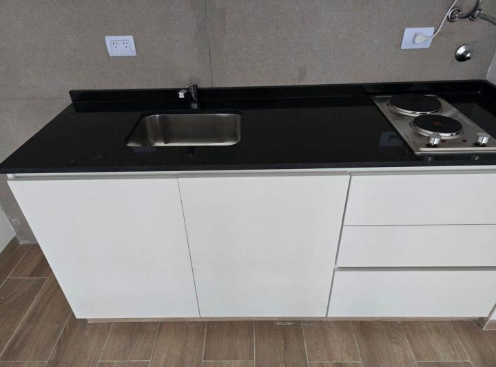 Alquiler Monoambiente a estr. Balcón A/A Recoleta 4