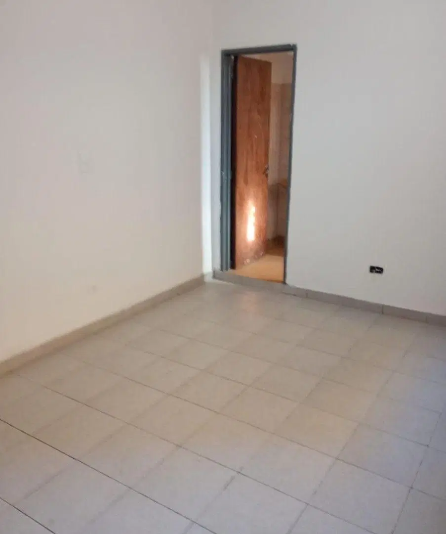 Venta Dpto 3 Amb en Gral San Martín. Patio propio. 5