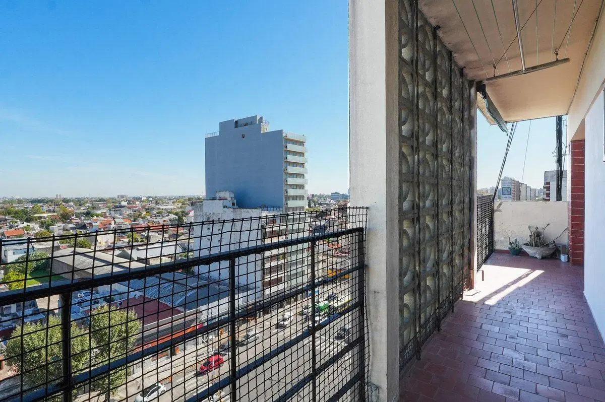 VENTA DEPTO 3 AMB. BALCON AVELLANEDA APTO CREDITO 5