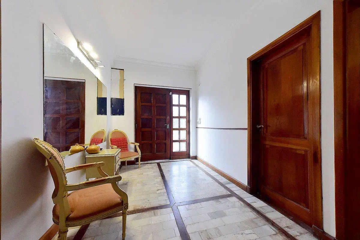 VENTA CASA 7 AMB. JARDIN Y GARAGE  - ADROGUÉ 3