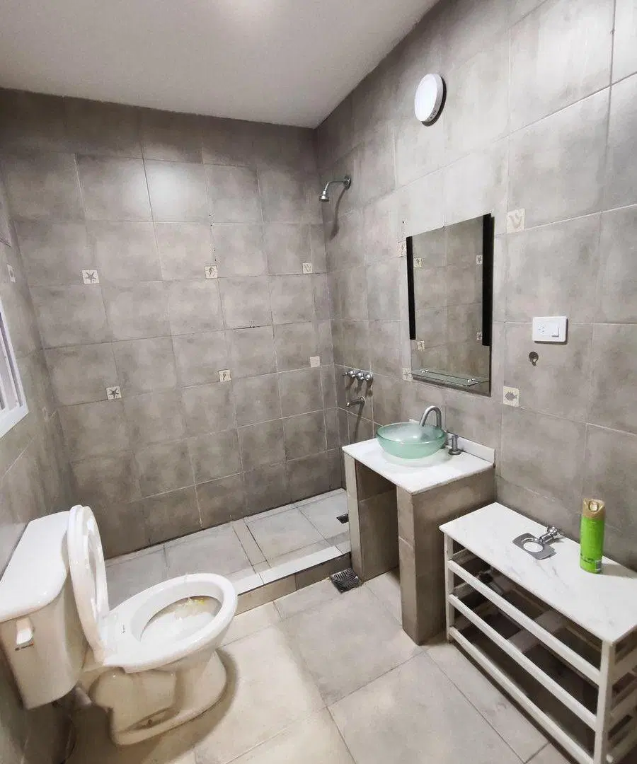 VENTA CASA CON DOS PH 2 PLANTAS VILLA GRAL MITRE 3