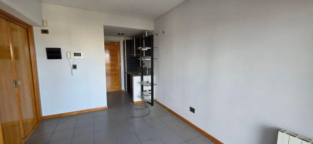 Alquiler 4 ambientes PISO ALTO cochera lav Quilmes 2