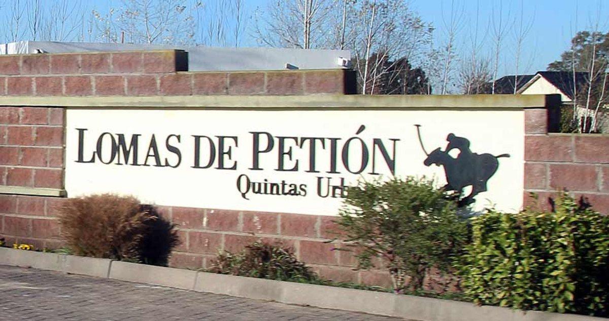 Lote en venta. B° Privado Lomas de Petión. 1922 m2