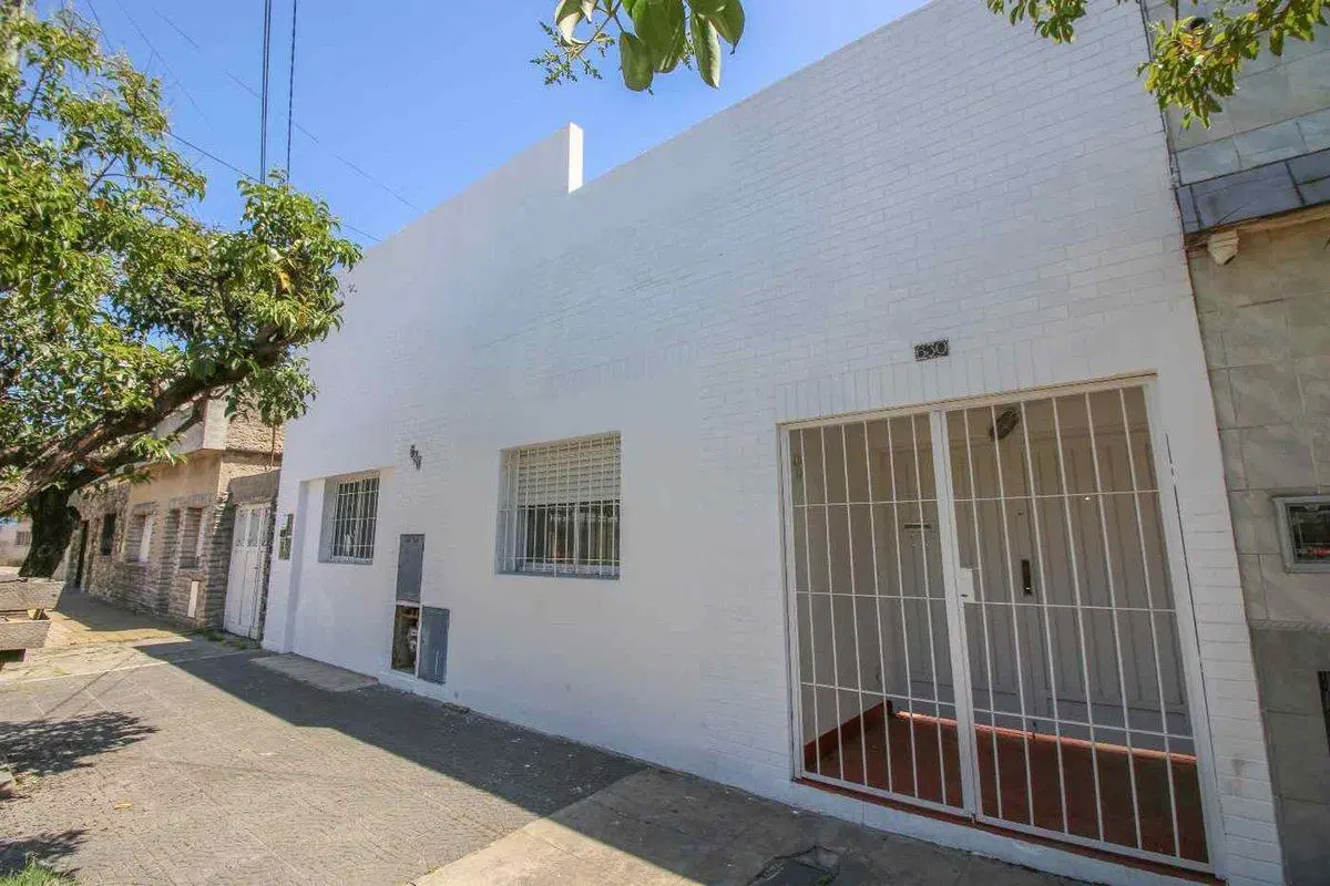 PH de 3 ambientes con patio. 3