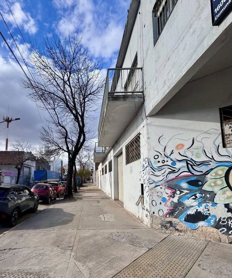 Venta GALPÓN + VIVIENDA | IDEAL PYME O DEPÓSITO | 4