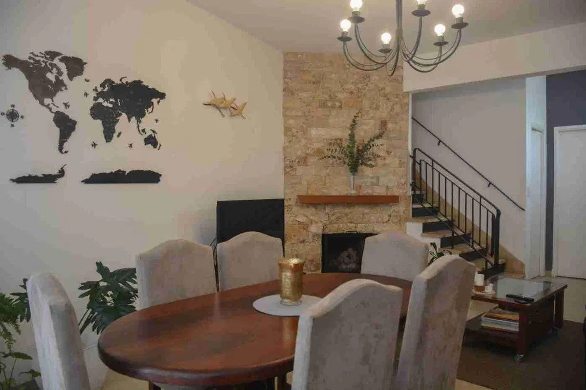 Venta casa 4 ambientes c/cochera, Villa Sarmiento 2