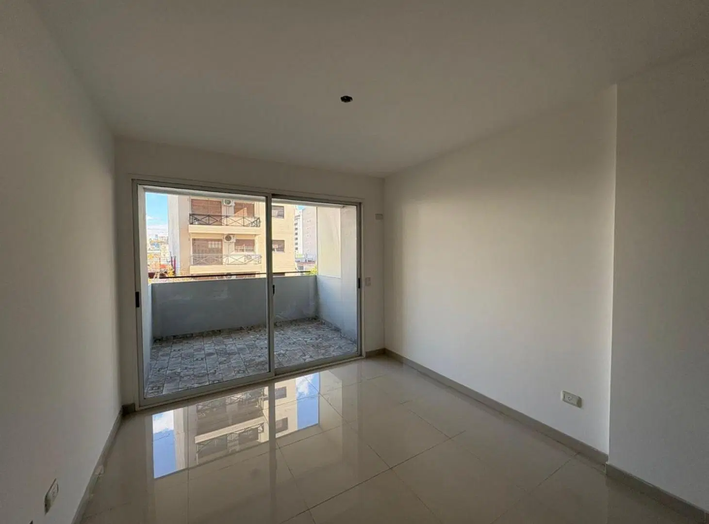 Alquiler monoambiente, boedo c/balcon exp.bajas 5