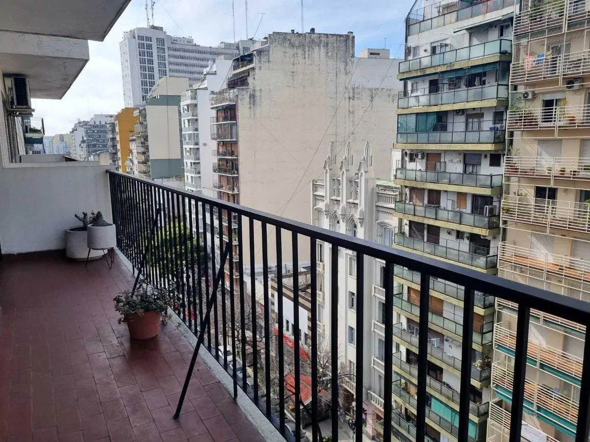 Venta depto 4 ambiente dep piso alto lav Caballito 2