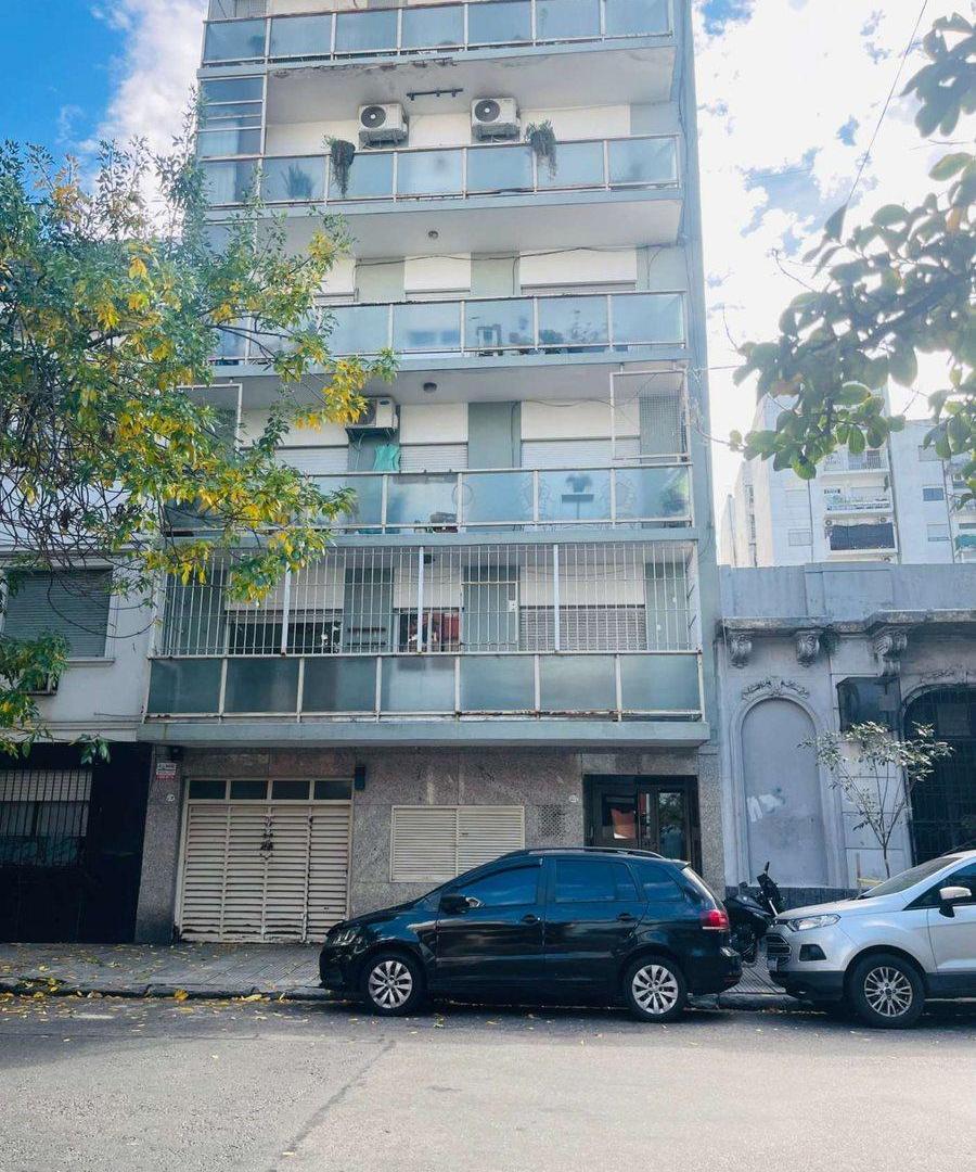 Venta departamento 3 ambientes c/ balcon almagro.