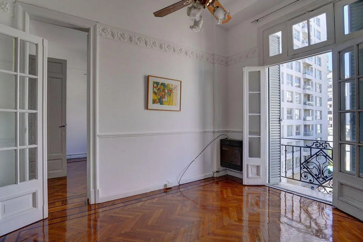 VENTA DEPARTAMENTO 3 AMB, DE EPOCA EN MONSERRAT 5