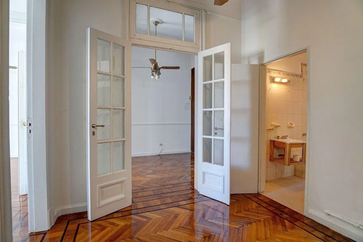 VENTA DEPARTAMENTO 3 AMB, DE EPOCA EN MONSERRAT 3