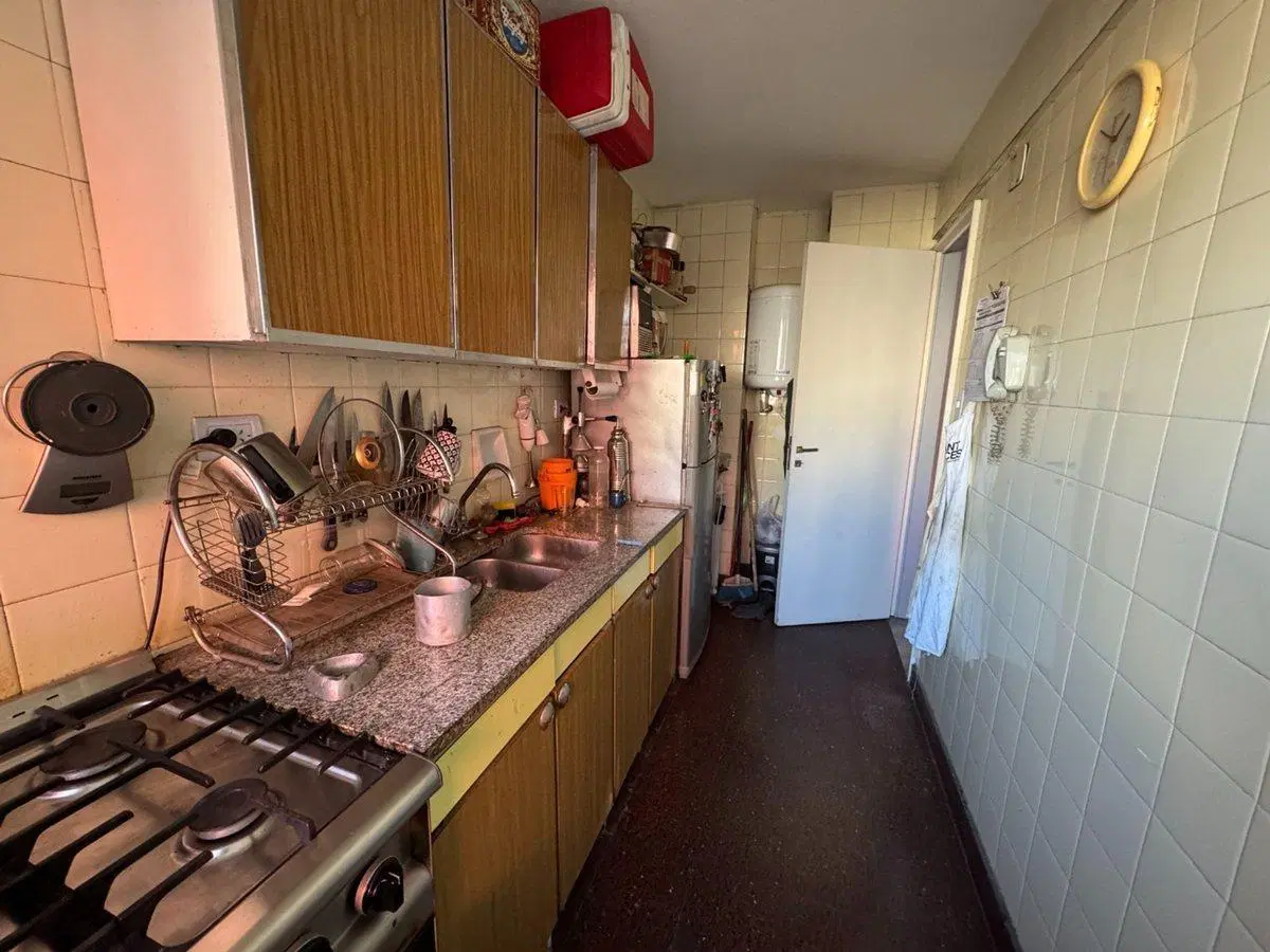 VENTA 2 AMBIENTES CON BALCON LA BOCA 4