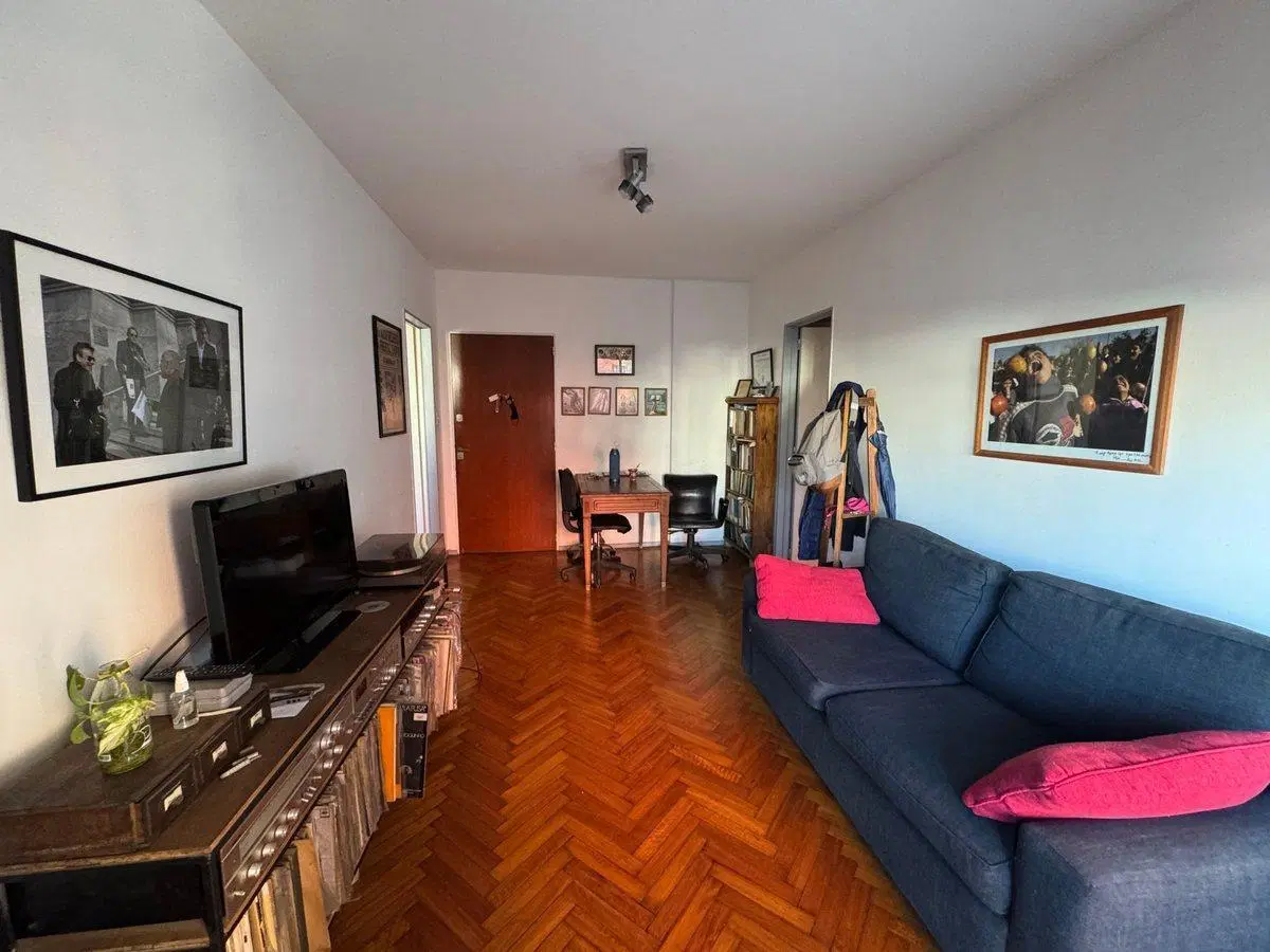 VENTA 2 AMBIENTES CON BALCON LA BOCA 3