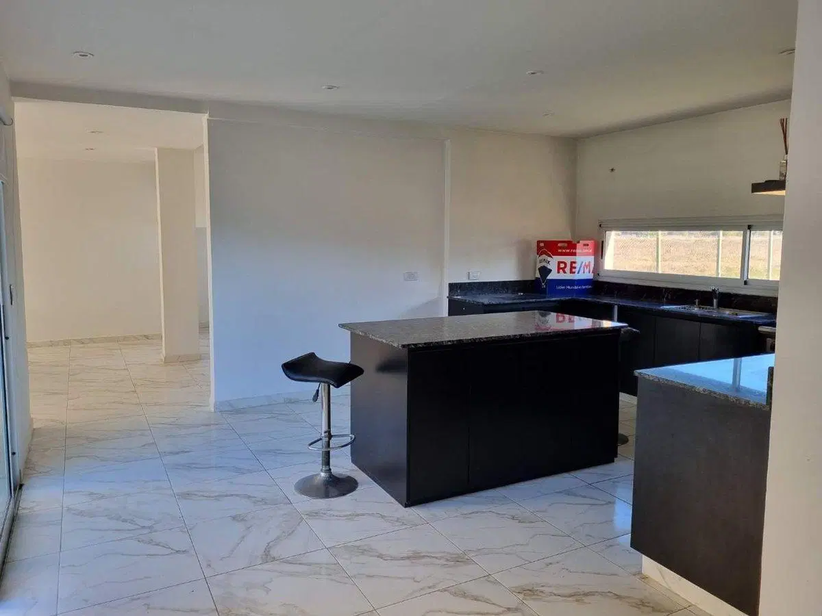Venta casa 4 ambientes Casuarinas Premium Canning 4