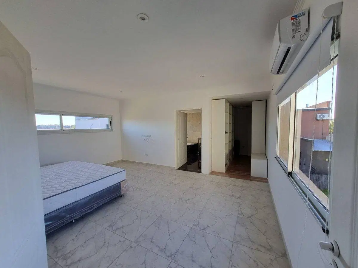 Venta casa 4 ambientes Casuarinas Premium Canning 3