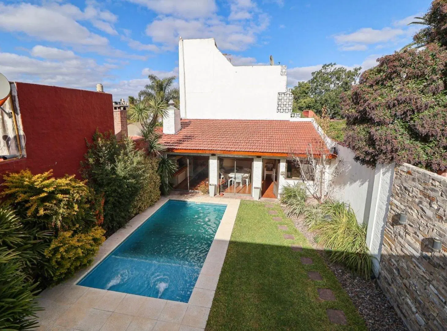 Hermosa casa 5 amb jardín pileta Lomas de Zamora 2