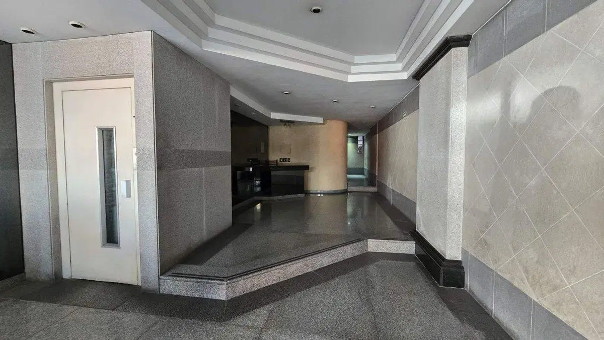 VENTA DEPTO 3 AMBIENTES SEMIPISO FLORES 2