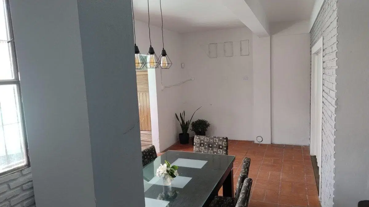 Venta casa 4 amb Pileta, quincho cochera Don Bosco 4