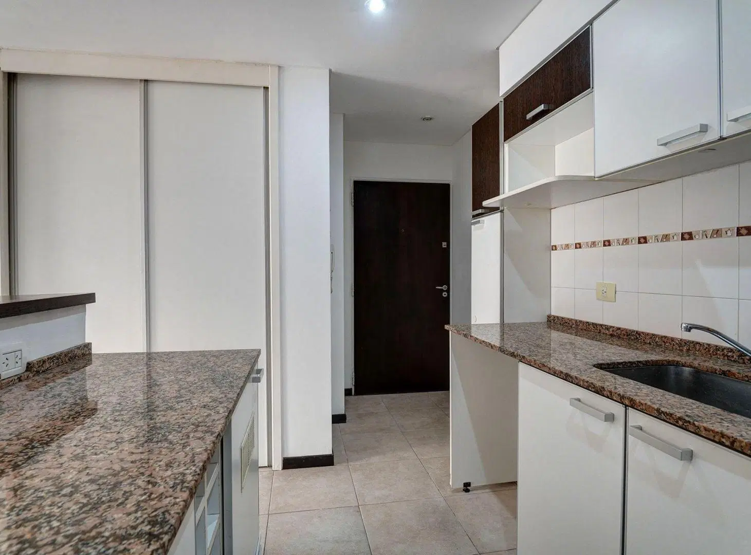 Venta Dpto.  2 Amb  C/Cochera - SUM y Gimnasio 3