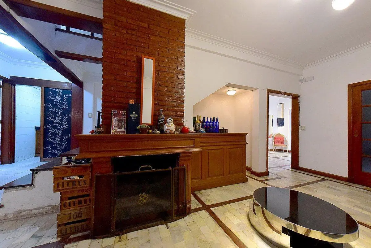 VENTA CASA 7 AMB. JARDIN Y GARAGE  - ADROGUÉ 5