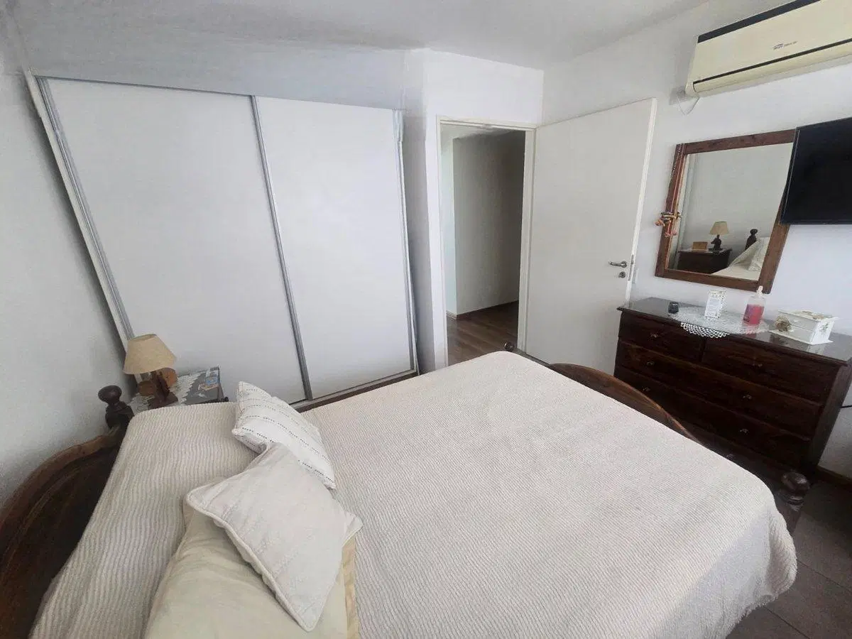 Depto 2 amb en venta con cochera Parque Chacabuco 2