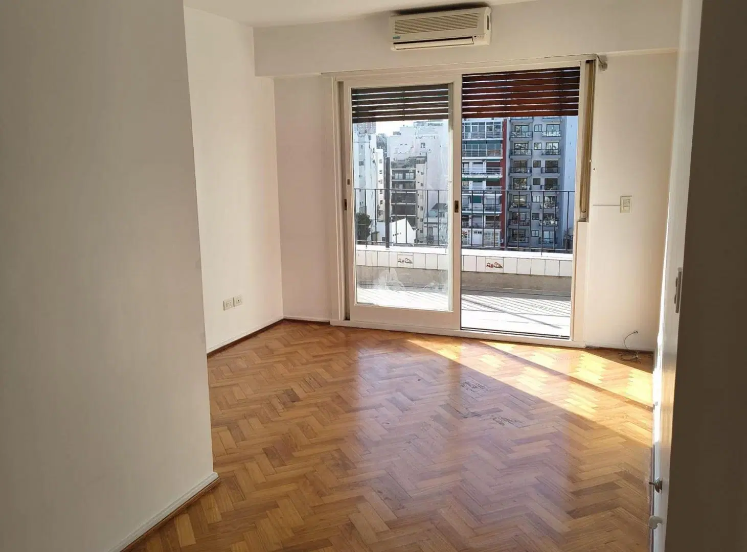 ALQUILER DEPTO 3 AMB. CON BALCON TERRAZA BOEDO 2