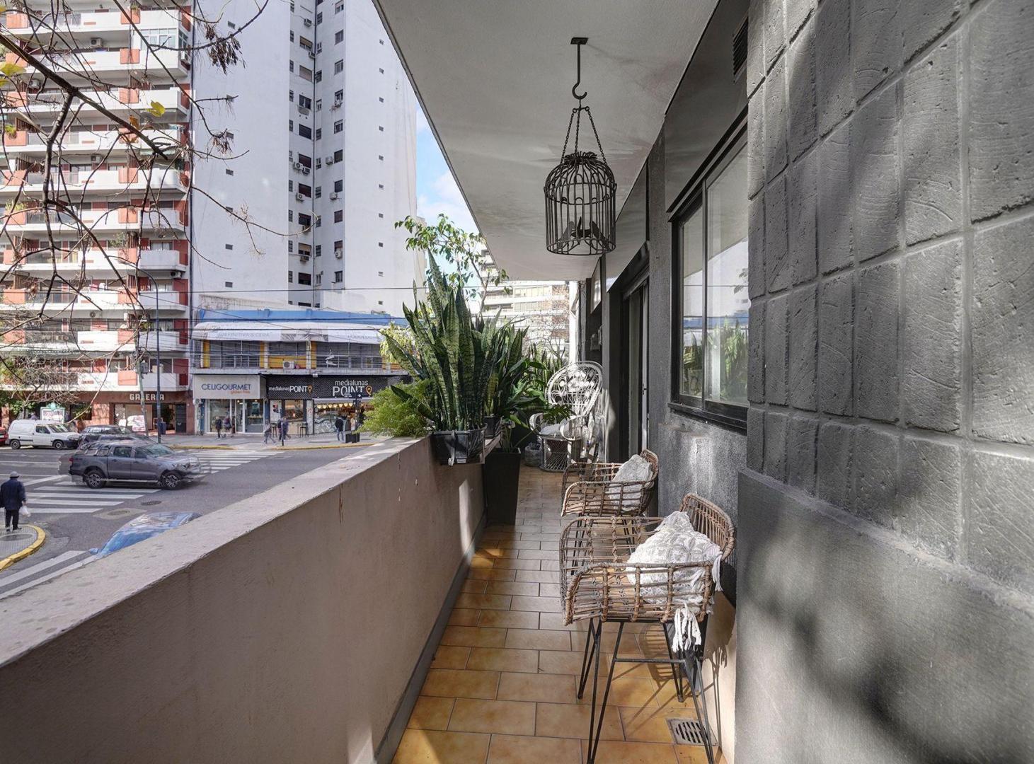 VENTA DTO 3 AMB CON DEPENDENCIA, BALCON EN ALMAGRO
