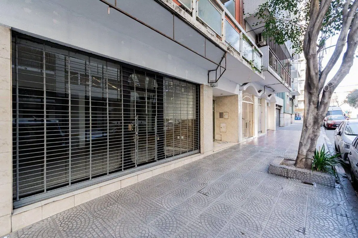 Local Venta Barrio Norte 70 metros CON RENTA 5