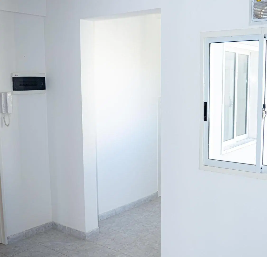 Venta Semipiso, 4 ambientes en Flores, con balcón 2