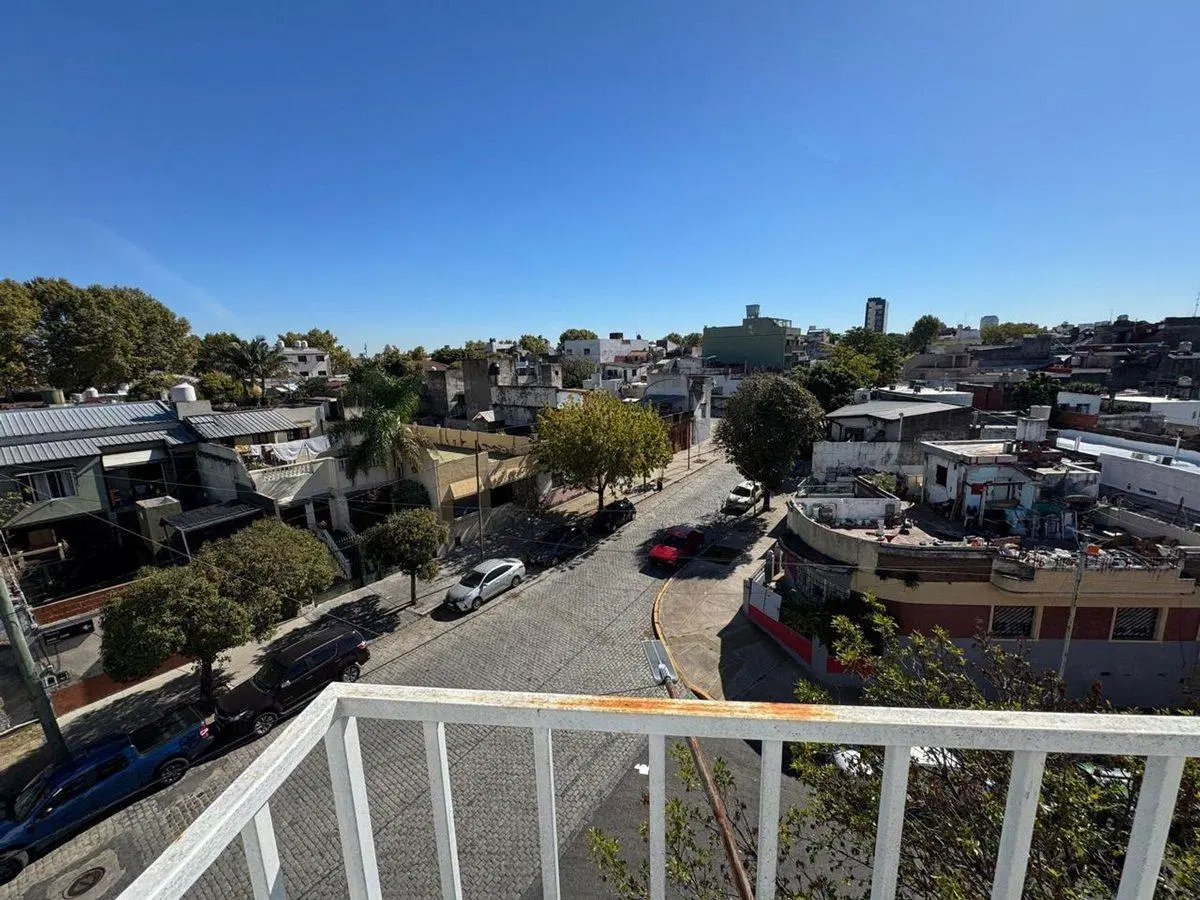 Venta Monoambiente piso alto a estrenar Pompeya 2