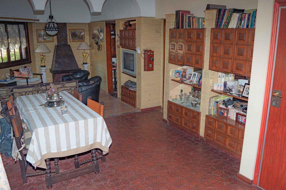 Venta PH 5 ambientes, quincho, terraza, Barracas
