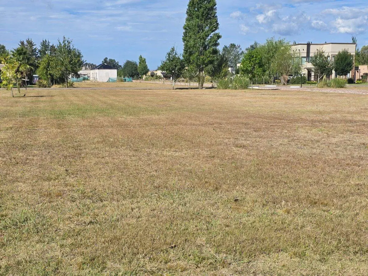Lote en venta. B° Privado Lomas de Petión. 1922 m2 3