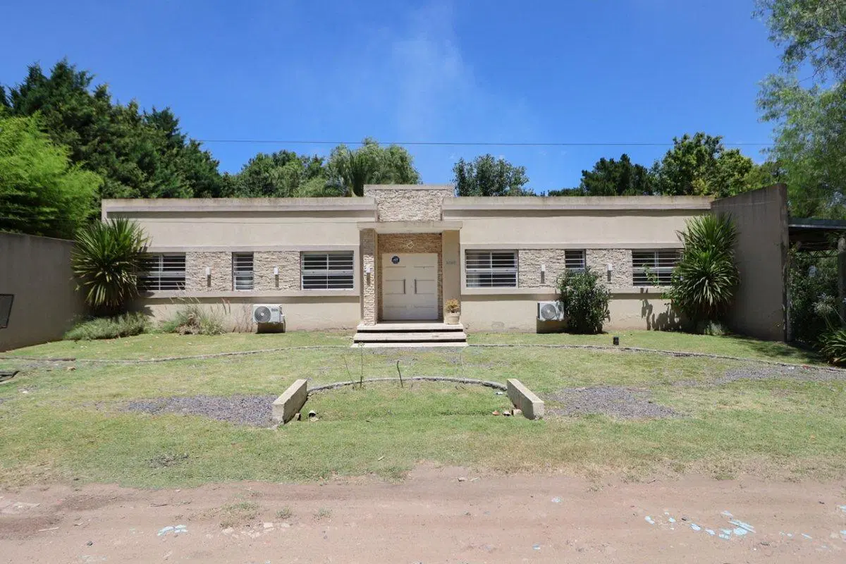 VENTA CASA QUINTA 20 DE JUNIO ZONA OESTE GBA 5