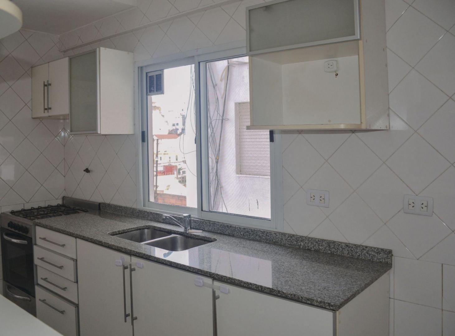 Foto de Venta departamento 3 ambientes c/ balcon almagro., imagen 4