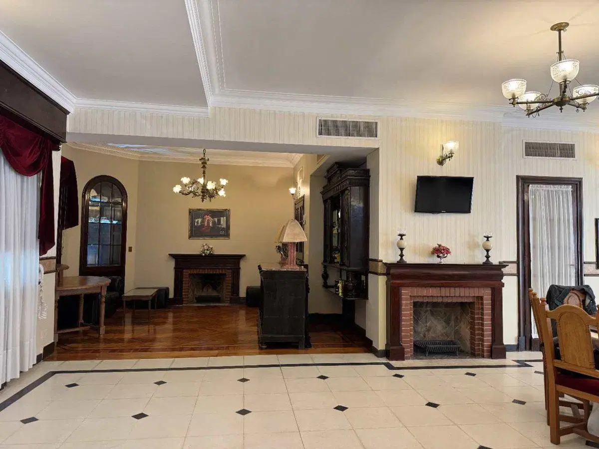 VENTA CASA 8 AMBIENTES CON JARDIN MONTE GRANDE 8