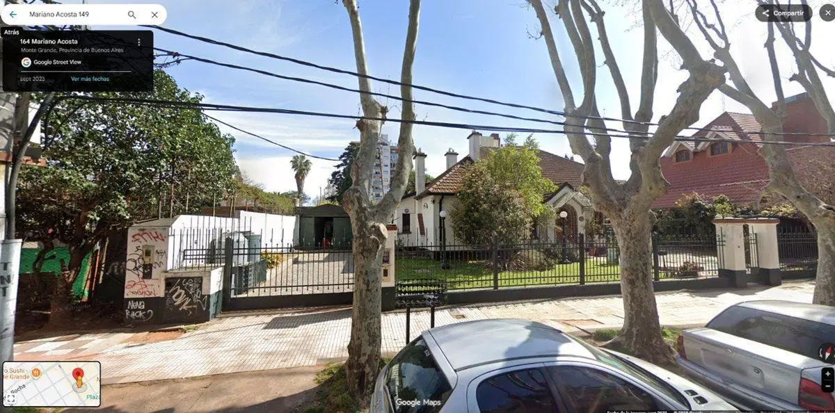 VENTA CASA 8 AMBIENTES CON JARDIN MONTE GRANDE 4