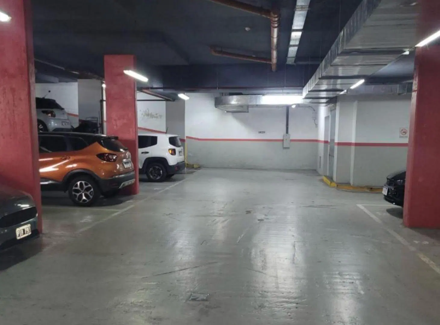 Venta de Cochera Cubierta en Belgrano 2