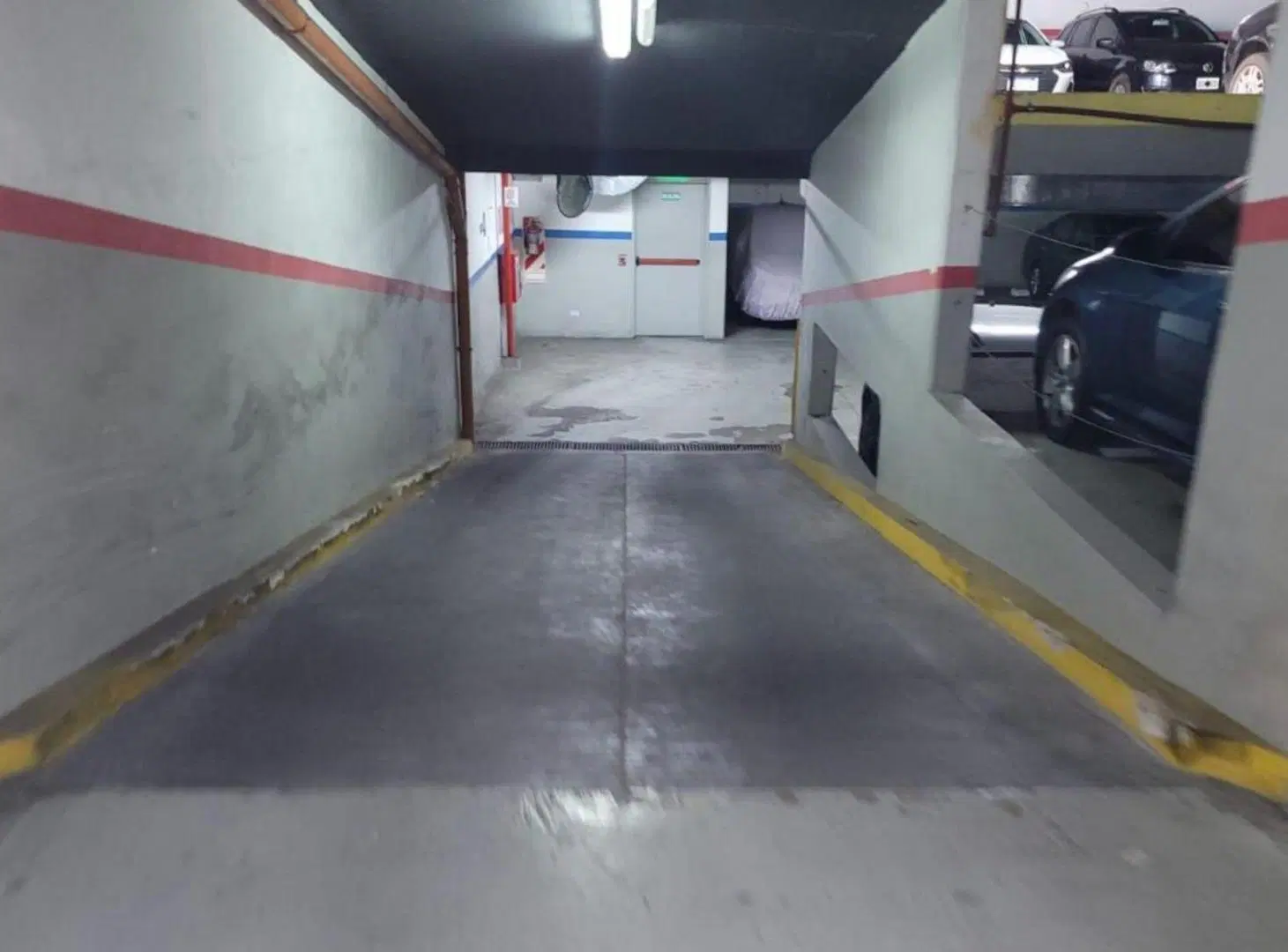 Venta de Cochera Cubierta en Belgrano 5