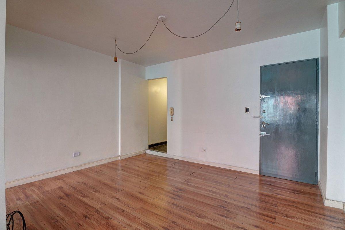 Foto de Venta Monoambiente Divisible, Monserrat, imagen 1