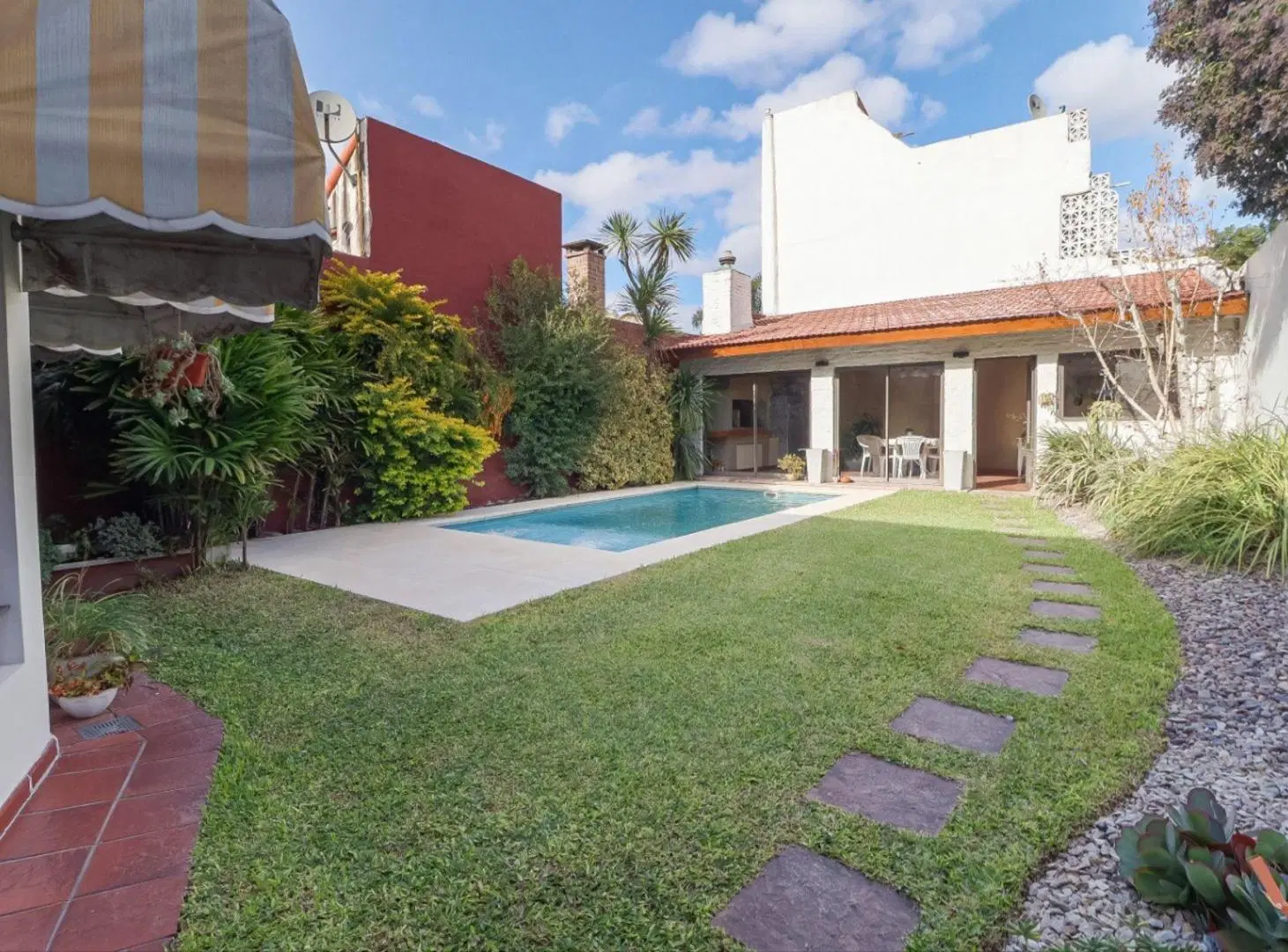 Hermosa casa 5 amb jardín pileta Lomas de Zamora 8