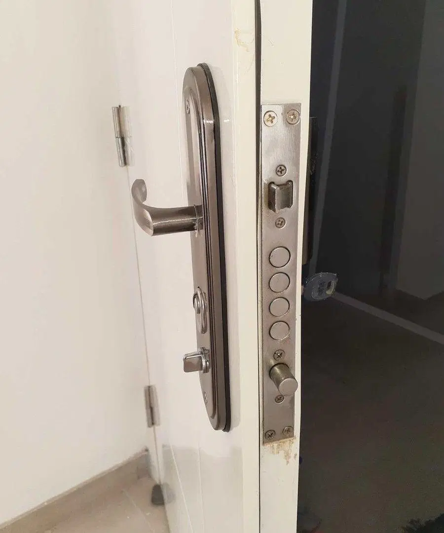ALQUILER MONOAMBIENTE CON BALCON BARRACAS 2