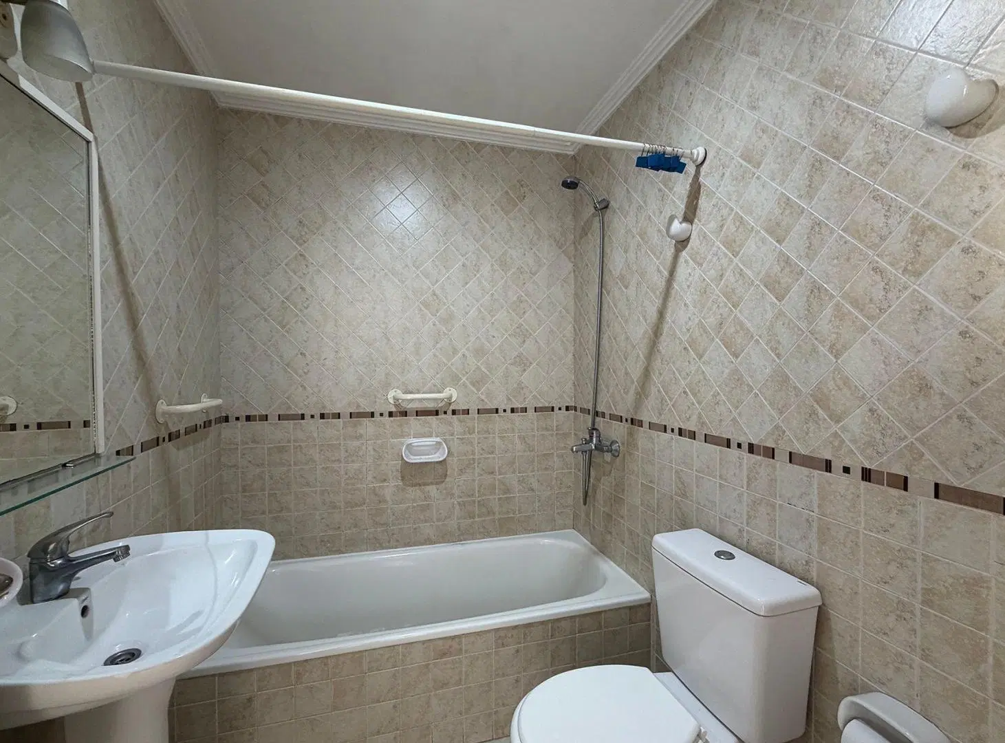Venta Dpto.  2 Amb  C/Cochera - SUM y Gimnasio 8