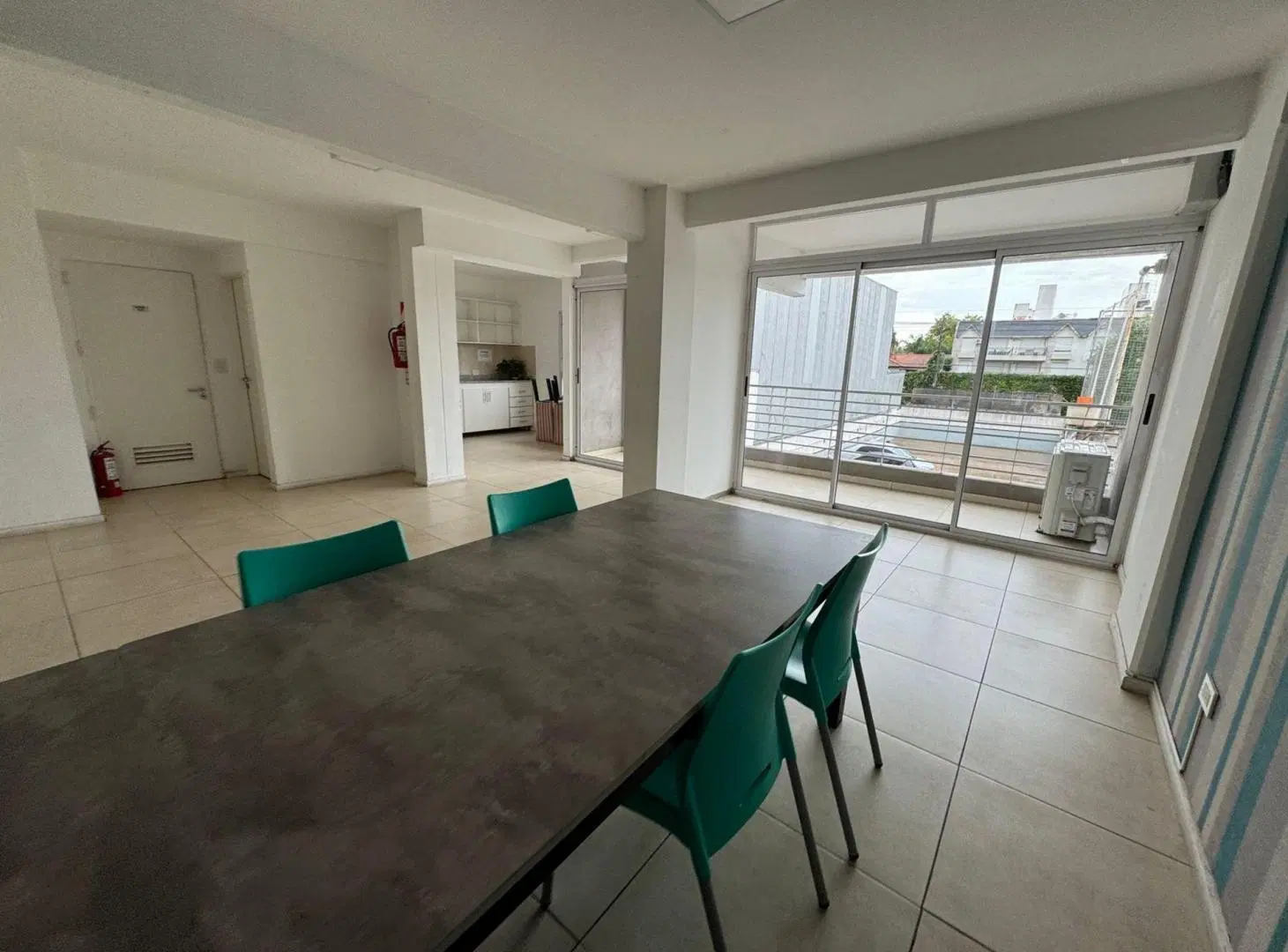venta 2 ambiente LAV  SUM Banfield Lomas de Zamora 4