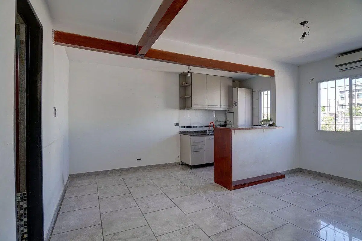 VENTA PH 4AMB FRENTE SIN EXPENSAS EN BOEDO 2