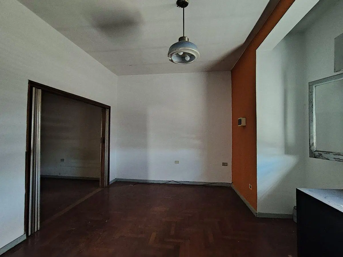 VENTA PH 2 AMBIENTES SIN EXPENSAS CIUDADELA 4