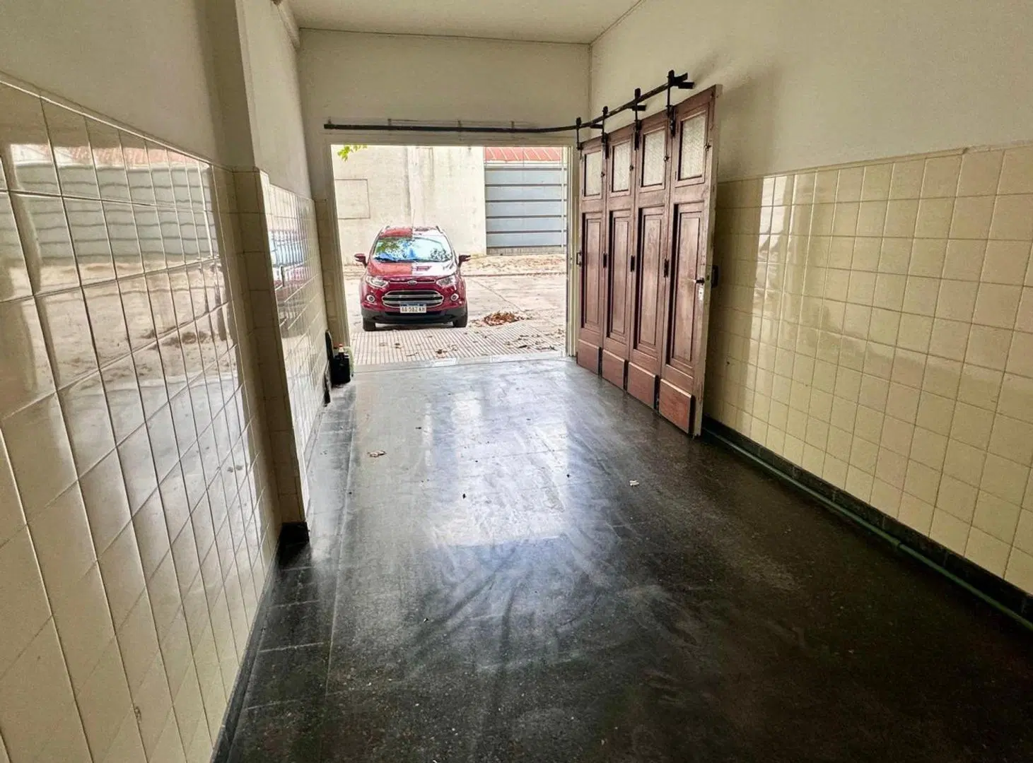Venta Casa 6 Amb Barracas Cochera Jardín Ap. Cred. 8