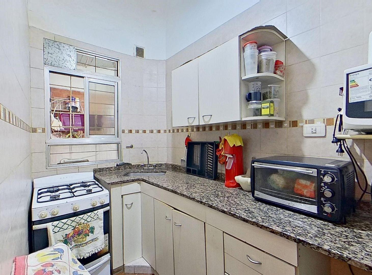 Foto de VENTA PH 2 AMBIENTES CON PATIO PLANTA BAJA LA BOCA, imagen 5