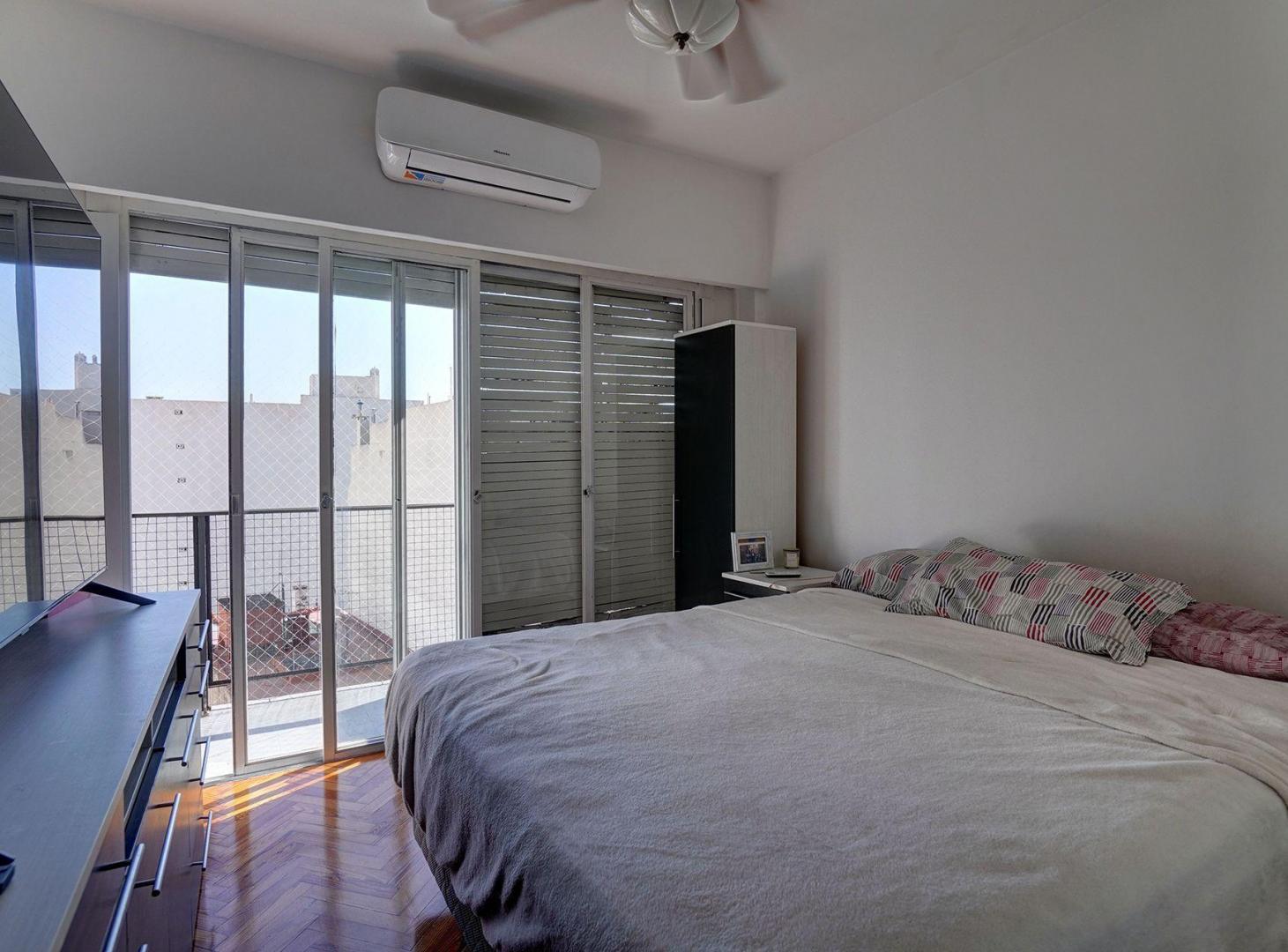 Foto de VENTA DPTO 4 AMBIENTES C/ BAULERA Y BALCON - BOEDO, imagen 1