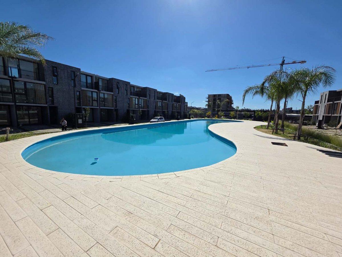 Foto de venta casa 4 amb jardin coche Tigre Rincón Milberg, imagen 2